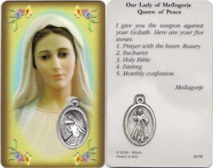 Our Lady of Medjugorje Prayer Card with Medal cm.8.5 x 5 - 3 1/4" x 2"