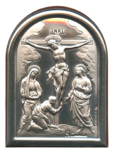 Crucifixion Plaque with Stand Brown Frame cm.6x4.5 - 2 1/4"x 1 3/4"