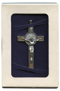 St.Benedict Wood Crucifix Set with Book and Cord cm.8- 3" Boxed